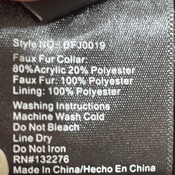 Ya Ya & Co. faux fur coat cape - Picture 5 of 9